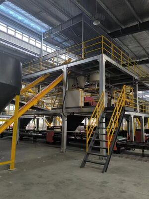 آلة تشكيل ألواح الجدران المجهزة بخط إنتاج لوح دعم عزل XPS