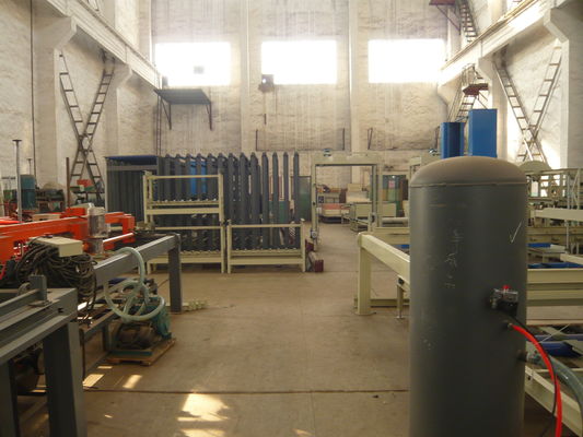 خط إنتاج للوحات الساندويتش EPS الآلي بالكامل مع هيكل فولاذي