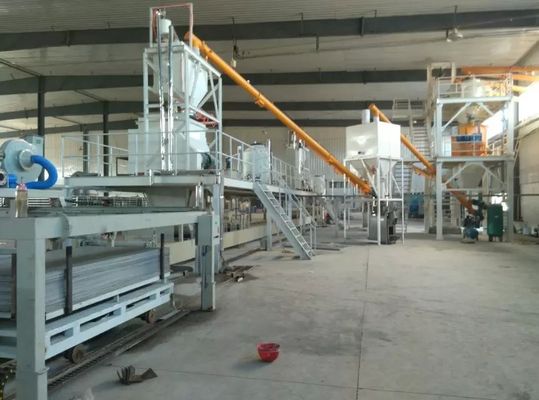 آلة ألواح تسقيف موجات أكسيد المغنيسيوم المطلية / المغلفة بغشاء PET بسماكة 3 مم - 6 مم