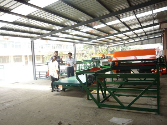 آلة تشكيل لفائف بلاط السقف من النوع شبه الأوتوماتيكي مع نظام هيدروليكي هوائي