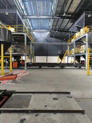 آلة تشكيل ألواح الجدران المجهزة بخط إنتاج لوح دعم عزل XPS