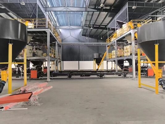 آلة تشكيل ألواح الحائط تقدم خط إنتاج XPS العازل