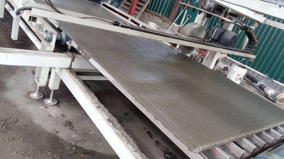 آلة لوحة ساندويتش أوتوماتيكية بالكامل بسعة أكبر تبلغ 3000 متر مربع